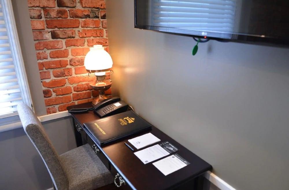 Auckland City Hotel - Hobson St Екстер'єр фото